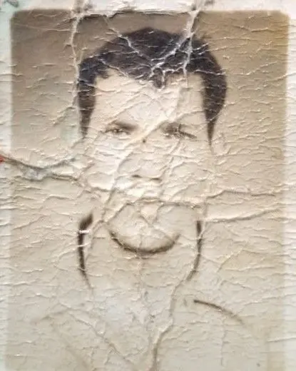 Repairing a creased portrait: original photo before restoration